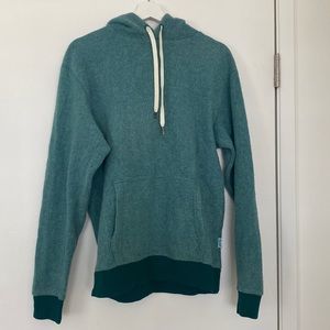 Feat sweatshirt size M